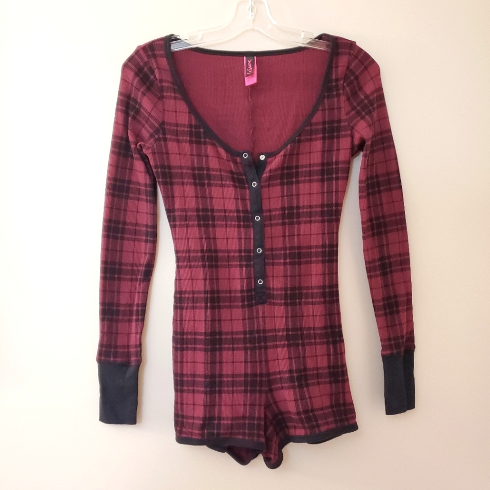 La Senza - Thermal waffle knit plaid pajama romper - Size S